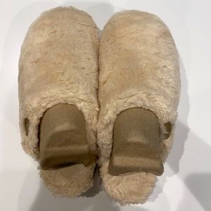 UGG Fuzz Sugar Slide size 9